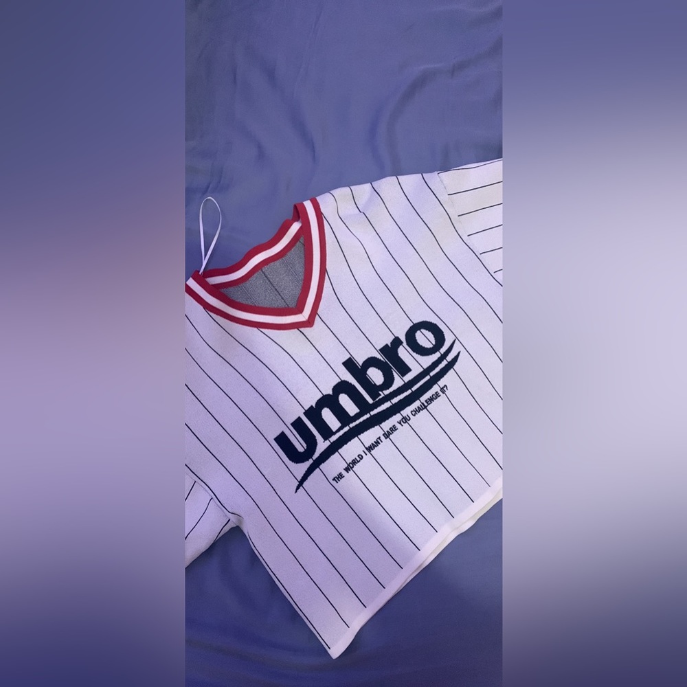 Women’s Umbro cropped T-shirt